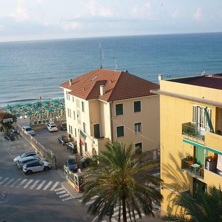 Finalmarina Daire Finale Ligure Dış mekan fotoğraf